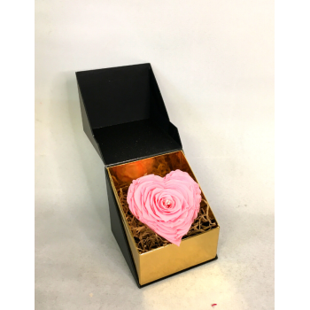 Τριαντάφυλλο σε σχήμα Καρδιάς σε Κουτί 